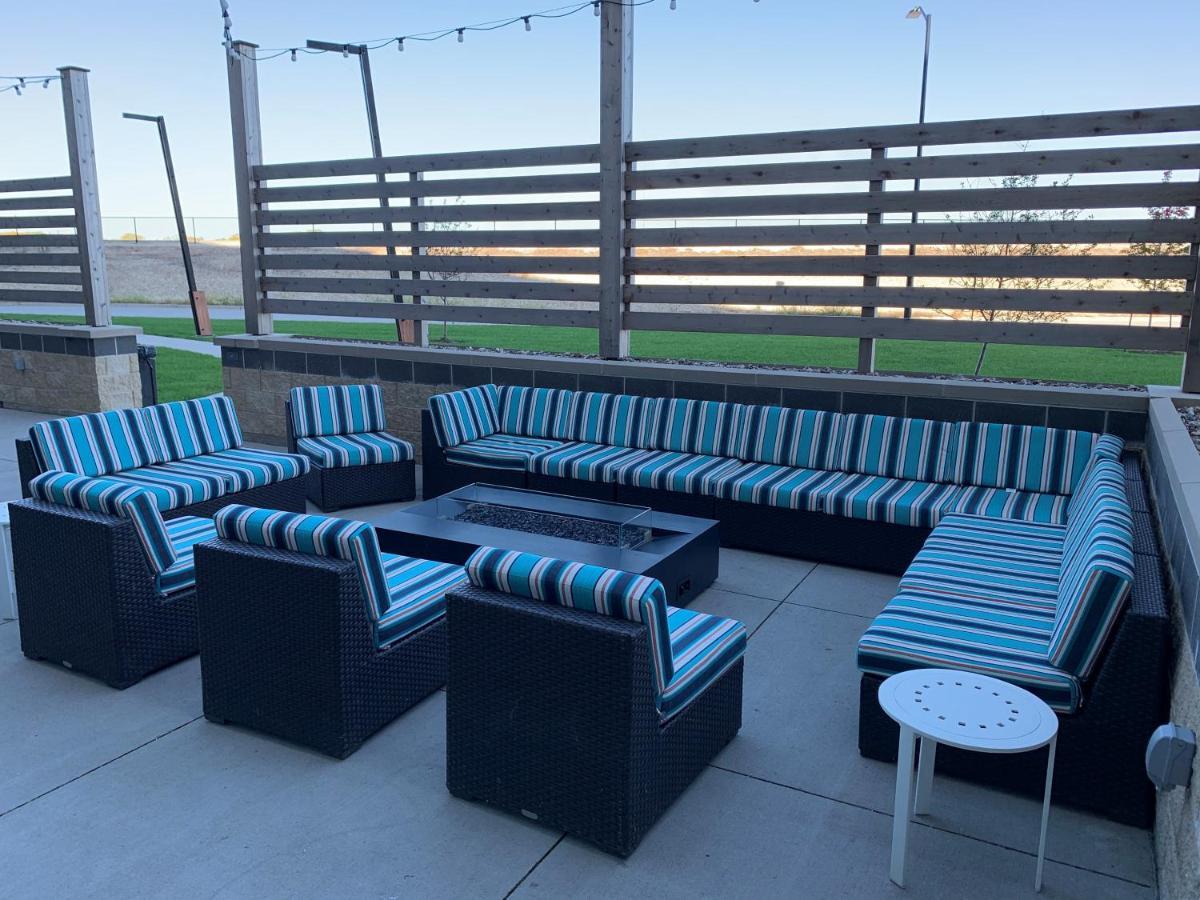 Hyatt Place East Moline/Quad Cities מראה חיצוני תמונה