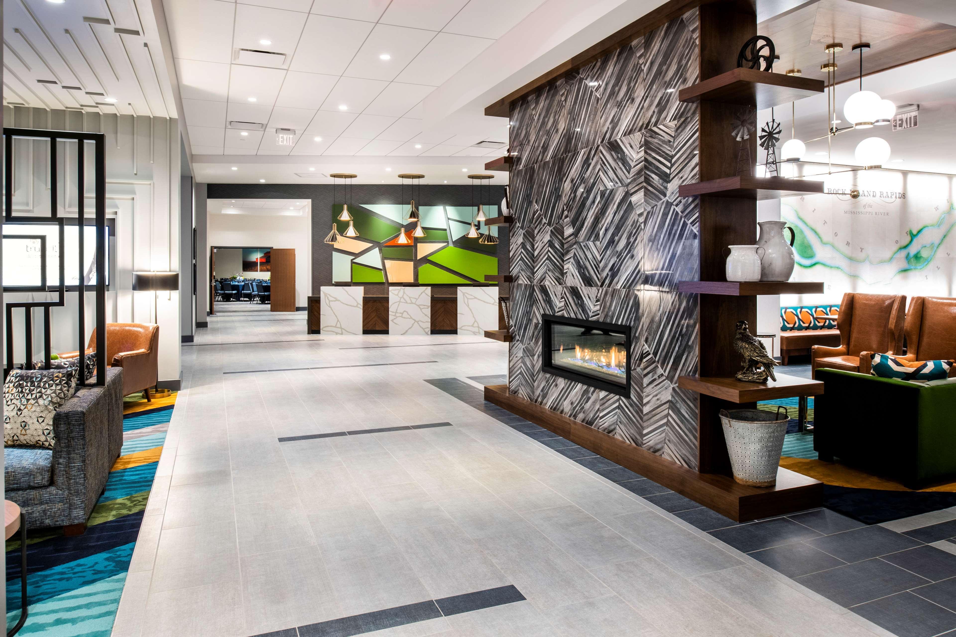 Hyatt Place East Moline/Quad Cities מראה חיצוני תמונה